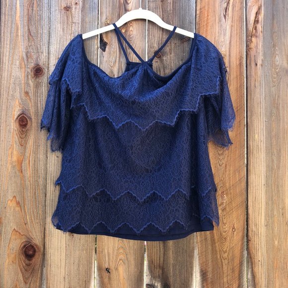 WHBM Tiered Lace Cold Shoulder Blouse - Picture 1 of 8